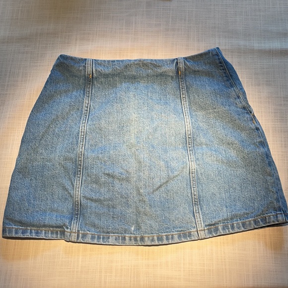Aritzia Wilfred Free Denim Skirt - Picture 4 of 4